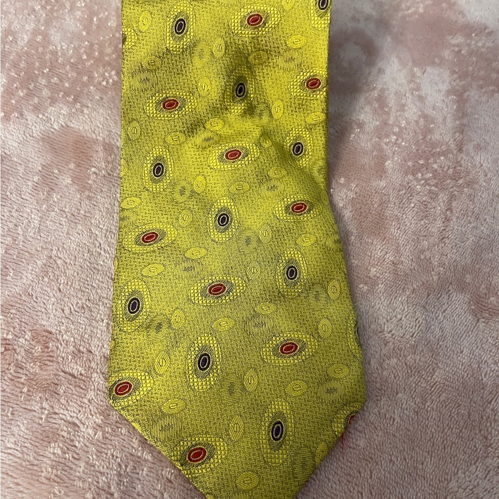 Vibrant Yellow Patterned Men's Tie